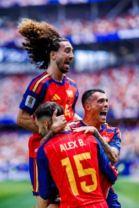 Spain vs Austria - FIFA World Cup, WM, Weltmeisterschaft, Fussball 2026 - 02 07 2026 Pedro Porro of Spain celebrates his goal during the FIFA World Cup 2026 round of 32 match between Spain and Austria at Los Angeles Stadium on July 2, 2026 in Inglewood, California, Estados Unidos Inglewood Estados Unidos Copyright: xPGSxPhotoxAgencyx