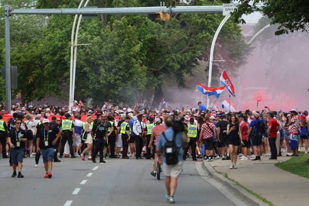 Portugal v Croatia: Round Of 32 - FIFA World Cup, WM, Weltmeisterschaft, Fussball 2026 Fans of Croatia gather in front of Toronto Stadium ahead of the FIFA World Cup 2026 Round Of 32 match between Portugal and Croatia at Toronto Stadium on July 2, 2026 in Toronto, Canada.  SanjinxStrukic PIXSELL