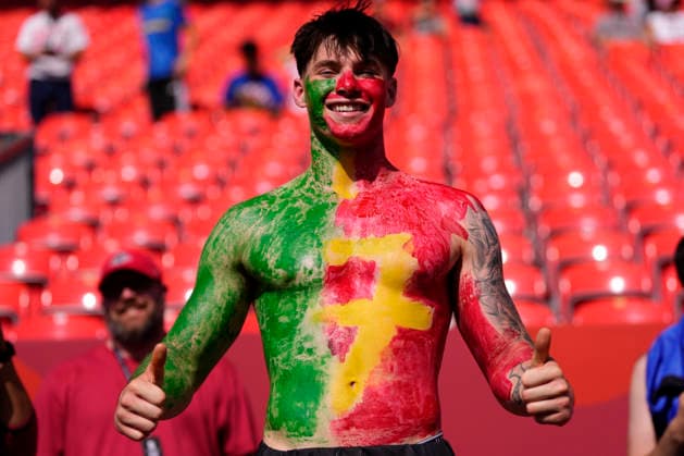 Portugal v Croatia: Round Of 32 - FIFA World Cup, WM, Weltmeisterschaft, Fussball 2026 Supporter of Portugal poses for the photo during the FIFA World Cup 2026 Round Of 32 match between Portugal and Croatia at Toronto Stadium on July 02, 2026 in Toronto, Ontario. Toronto ON Canada  Copyright: xJosexBretonx originalFilename:bretonhernandez-portugal260702_npEzh.jpg
