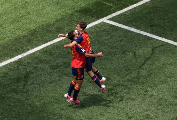 (260703) -- LOS ANGELES, July 3, 2026 -- Mikel Oyarzabal (L) of Spain celebrates with Gavi after scoring during the round of 32 match between Spain and Austria at the 2026 FIFA World Cup, WM, Weltmeisterschaft, Fussball at Los Angeles Stadium in Los Angeles, the United States, July 2, 2026. ) (SP)U.S.-LOS ANGELES-FOOTBALL-FIFA WORLD CUP-ROUND OF 32-ESP VS AUT LixYing 