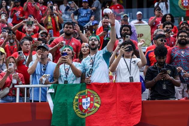 FIFA World Cup, WM, Weltmeisterschaft, Fussball 2026 - Portugal vs Croatia Portugal supporters cheer ahead of the FIFA World Cup 2026 round of 32 soccer match between Portugal and Croatia at BMO Field in Toronto, Canada, 02 July 2026. TORONTO Canada  Copyright: xMIGUELxA.xLOPESx