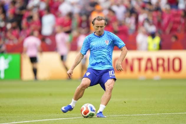 Portugal v Croatia - FIFA World Cup, WM, Weltmeisterschaft, Fussball 2026 - Round of 32 TORONTO, CANADA - JULY 2: Luka Modric of Croatia warms up prior the 2026 FIFA World Cup Round of 32 match between Portugal and Croatia at Toronto Stadium (BMO Field) in Toronto, Ontario, Canada on July 2, 2026. Jose Hernandez Anadolu Ontario Canada. Editorial use only. Please get in touch for any other usage.  Copyright: x2026xAnadoluxJosexHernandezx
