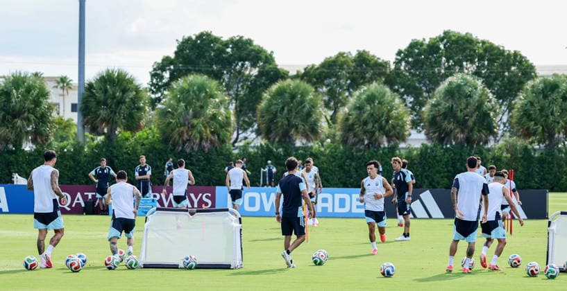 FIFA World Cup, WM, Weltmeisterschaft, Fussball 2026 - Argentina training session Argentina national soccer team players attend a training session in Fort Lauderdale, Florida, USA, 02 July 2026. Argentina will face Cape Verde on 03 July in a 2026 FIFA World Cup Round of 32 match. FORT LAUDERDALE FLORIDA United States  Copyright: xCRISTOBALxHERRERA-ULASHKEVICHx