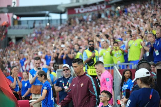 Portugal v Croatia - FIFA World Cup, WM, Weltmeisterschaft, Fussball 2026 - Round of 32 TORONTO, CANADA - JULY 02: Cristiano Ronaldo of Portugal enters the pitch prior the 2026 FIFA World Cup First Stage Group I match between Portugal and Croatia at Toronto Stadium (BMO Field) in Toronto, Ontario, Canada on July 02, 2026. Mert Alper Dervis Anadolu Ontario Canada. Editorial use only. Please get in touch for any other usage.  Copyright: x2026xAnadoluxMertxAlperxDervisx