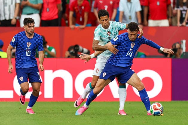 Portugal v Croatia: Round Of 32 - FIFA World Cup, WM, Weltmeisterschaft, Fussball 2026 Joao Cancelo of Portugal and Ivan Perisic of Croatia during the FIFA World Cup 2026 Round Of 32 match between Portugal and Croatia at Toronto Stadium on July 2, 2026 in Toronto, Canada.  SanjinxStrukic PIXSELL
