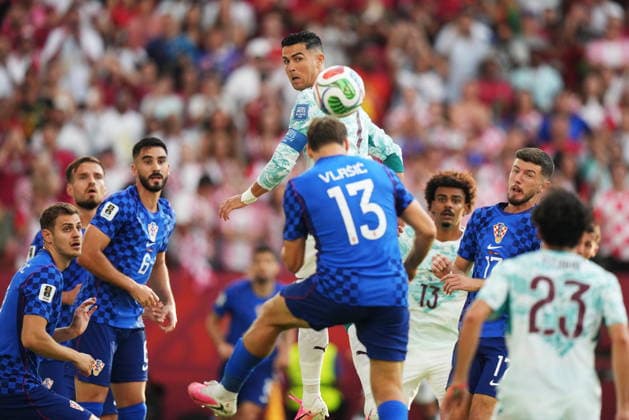 July 2, 2026, Toronto, On, CANADA: Portugal s Cristiano Ronaldo (7) watches as Croatia s Nikola Vlasic (13) clears the ball during the first half of a World Cup round of 32 soccer match, in Toronto on Thursday, July 2, 2026. Canada News - July 2, 2026  - ZUMAc35_ 20260702_zaf_c35_104 Copyright: xNathanxDenettex