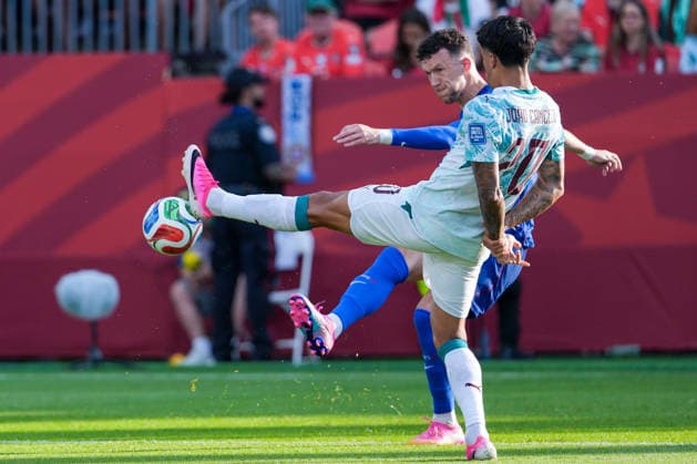 Ivan Perisic of Croatia (L) passes the ball under pressure from Joao Cancelo of Portugal (R) during a FIFA Men’s World Cup 2026 round of 32 football match between Portugal and Croatia at Toronto Stadium, in Toronto July 02th 2026 (Photo by Alexandra Fechete SPP)  Copyright: xAlexandraxFechete SPPx Sportspressphoto_SPR182982