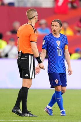 Portugal v Croatia: Round Of 32 - FIFA World Cup, WM, Weltmeisterschaft, Fussball 2026 Luka Modric of Croatia protests during the FIFA World Cup 2026 Round Of 32 match between Portugal and Croatia at Toronto Stadium on July 02, 2026 in Toronto, Ontario. Toronto ON Canada  Copyright: xJosexBretonx originalFilename:bretonhernandez-portugal260702_npAvs.jpg