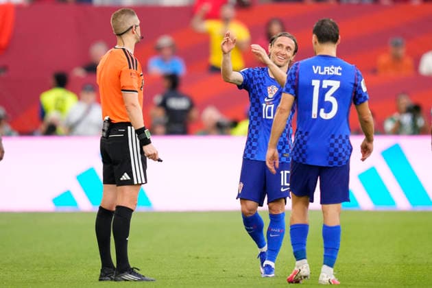 July 2, 2026, Toronto, Ontario, Canada: Luka Modric of Croatia protests during the FIFA World Cup, WM, Weltmeisterschaft, Fussball 2026 Round Of 32 match between Portugal and Croatia at Toronto Stadium on July 02, 2026 in Toronto, Ontario. Portugal V Croatia: Round Of 32 - FIFA World Cup 2026  - ZUMAa181 20260702_zaa_a181_115 Copyright: xJosexBretonx
