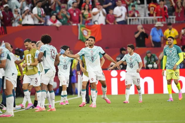 Portugal v Croatia - FIFA World Cup, WM, Weltmeisterschaft, Fussball 2026 - Round of 32 TORONTO, CANADA - JULY 02: Goncalo Ramos of Portugal celebrates after scoring his team s second goal with teammates during the 2026 FIFA World Cup Round of 32 match between Portugal and Croatia at Toronto Stadium (BMO Field) in Toronto, Ontario, Canada on July 02, 2026. Jose Hernandez Anadolu Ontario Canada. Editorial use only. Please get in touch for any other usage.  Copyright: x2026xAnadoluxJosexHernandezx