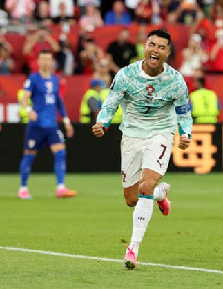 (260703) -- TORONTO, July 3, 2026 -- Cristiano Ronaldo of Portugal celebrates after scoring their first goal during the round of 32 match between Portugal and Croatia at the 2026 FIFA World Cup, WM, Weltmeisterschaft, Fussball at Toronto Stadium in Toronto, Canada, July 2, 2026. (Photo by Xinhua) (SP)CANADA-TORONTO-FOOTBALL-FIFA WORLD CUP-ROUND OF 32-POR VS CRO ZouxZheng 
