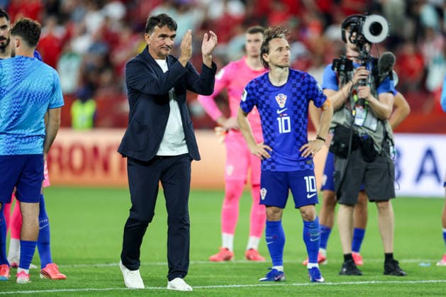 Portugal v Croatia: Round Of 32 - FIFA World Cup, WM, Weltmeisterschaft, Fussball 2026 Head Coach of Croatia Zlatko Dalic and Luka Modric acknowledges the fans after 2:1 loss during the FIFA World Cup 2026 Round Of 32 match between Portugal and Croatia at Toronto Stadium on July 2, 2026 in Toronto, Canada.  SanjinxStrukic PIXSELL