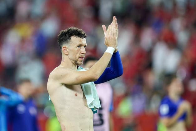 Portugal v Croatia: Round Of 32 - FIFA World Cup, WM, Weltmeisterschaft, Fussball 2026 Ivan Perisic of Croatia acknowledges the fans after a 1-2 loss during the FIFA World Cup 2026 Round Of 32 match between Portugal and Croatia at Toronto Stadium on July 2, 2026 in Toronto, Canada.  SanjinxStrukic PIXSELL