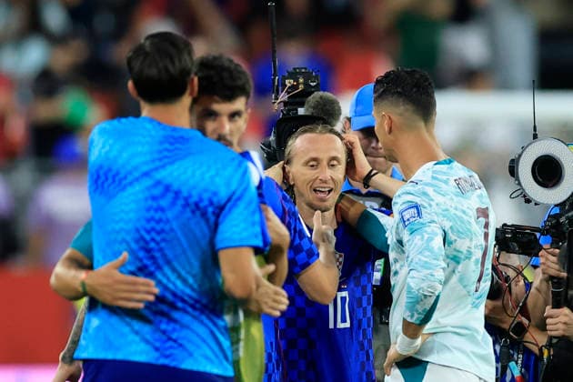 Cristiano Ronaldo (R) of Portugal greets Luka Modric (C) of Croatia at the end of a 2026 FIFA World Cup, WM, Weltmeisterschaft, Fussball match between Portugal and Croatia at BMO Stadium in Toronto, Canada, 02 July 2026. FIFA World Cup 2026 - Round of 32 - Portugal vs. Croatia !ACHTUNG: NUR REDAKTIONELLE NUTZUNG!  Copyright: xBienvenidoxVelascox GR5138 20260703-55020783325_1