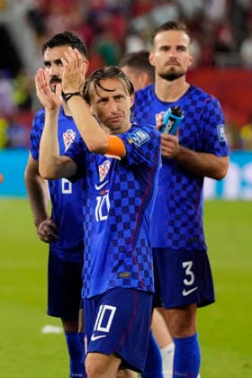 Portugal v Croatia: Round Of 32 - FIFA World Cup, WM, Weltmeisterschaft, Fussball 2026 Luka Modric of Croatia greets the supporters after the defeat during the FIFA World Cup 2026 Round Of 32 match between Portugal and Croatia at Toronto Stadium on July 02, 2026 in Toronto, Ontario. Toronto ON Canada  Copyright: xJosexBretonx originalFilename:bretonhernandez-portugal260702_np4xI.jpg