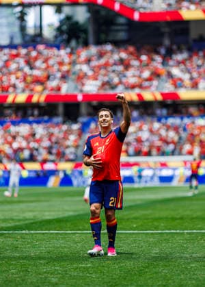 Spain vs Austria - FIFA World Cup, WM, Weltmeisterschaft, Fussball 2026 - 02 07 2026 Mikel Oyarzabal of Spain celebrates his goal during the FIFA World Cup 2026 round of 32 match between Spain and Austria at Los Angeles Stadium on July 2, 2026 in Inglewood, California, Estados Unidos Inglewood Estados Unidos Copyright: xPGSxPhotoxAgencyx