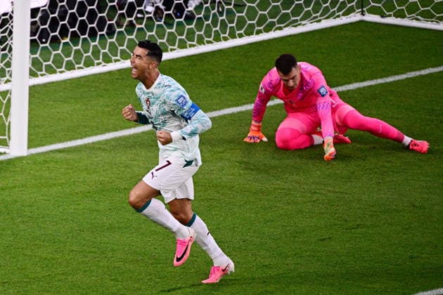 July 2, 2026, Toronto, On, CANADA: Portugal s Cristiano Ronaldo (7) celebrates a goal against Croatia goalkeeper Dominik Livakovic (1) on a penalty kick during the second half of a World Cup round of 32 soccer match, in Toronto on Thursday, July 2, 2026. Canada News - July 2, 2026  - ZUMAc35_ 20260702_zaf_c35_164 Copyright: xSammyxKoganx