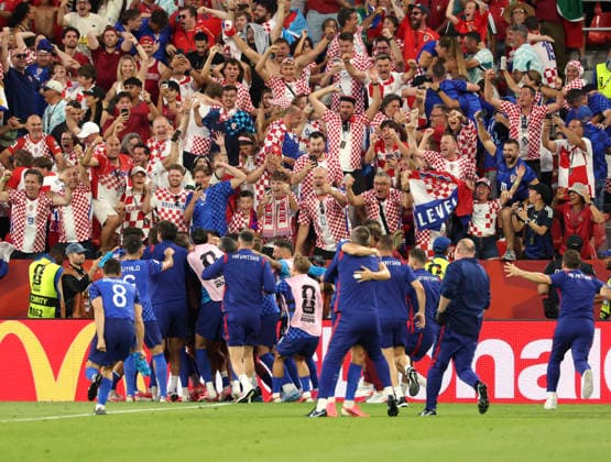 (260703) -- TORONTO, July 3, 2026 -- Players of Croatia celebrates with fans after Josko Gvardiol of Croatia scoring a second goal which is later disallowed during the round of 32 match between Portugal and Croatia at the 2026 FIFA World Cup, WM, Weltmeisterschaft, Fussball at Toronto Stadium in Toronto, Canada, July 2, 2026. (Photo by Xinhua) (SP)CANADA-TORONTO-FOOTBALL-FIFA WORLD CUP-ROUND OF 32-POR VS CRO ZouxZheng 