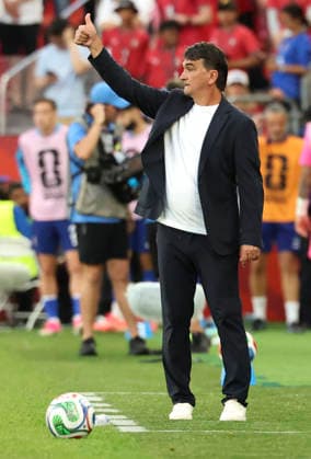 (260703) -- TORONTO, July 3, 2026 -- Zlatko Dalic, head coach of Croatia, reacts during the round of 32 match between Portugal and Croatia at the 2026 FIFA World Cup, WM, Weltmeisterschaft, Fussball at Toronto Stadium in Toronto, Canada, July 2, 2026. (Photo by Xinhua) (SP)CANADA-TORONTO-FOOTBALL-FIFA WORLD CUP-ROUND OF 32-POR VS CRO ZouxZheng 