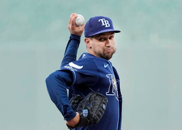 July 02, 2026: Tampa Bay Rays starting pitcher Ian Seymour (61) brings a pitch home against the Royals at Kauffman Stadium Kansas City, Missouri. CSM. MLB, Baseball Herren, USA 2026; Rays Vs Royals July 2nd  - ZUMAc04_ 20260702_zma_c04_053 Copyright: xJonxRobichaudx