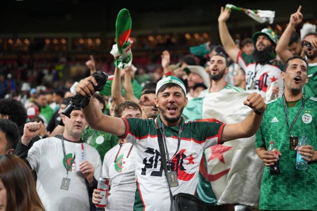 Switzerland v Algeria - FIFA World Cup, WM, Weltmeisterschaft, Fussball 2026 - Round of 32 VANCOUVER, CANADA - JULY 02: Fans cheer prior the 2026 FIFA World Cup Round of 32 match between Switzerland and Algeria at BC Place (Vancouver Stadium) in Vancouver, British Columbia, Canada on July 02, 2026. Ercin Erturk Anadolu British Columbia Canada. Editorial use only. Please get in touch for any other usage.  Copyright: x2026xAnadoluxErcinxErturkx