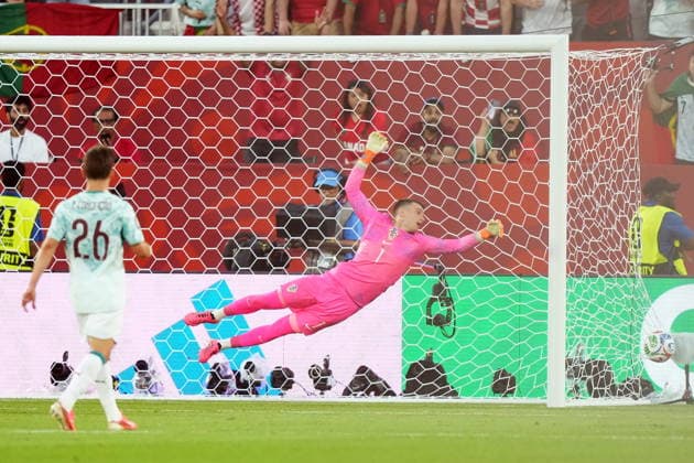 July 2, 2026, Toronto, On, CANADA: Portugal s Goncalo Ramos (not shown) scores on Croatia goalkeeper Dominik Livakovic (1) during the second half of a World Cup round of 32 soccer match, in Toronto on Thursday, July 2, 2026. Canada News - July 2, 2026  - ZUMAc35_ 20260702_zaf_c35_222 Copyright: xNathanxDenettex