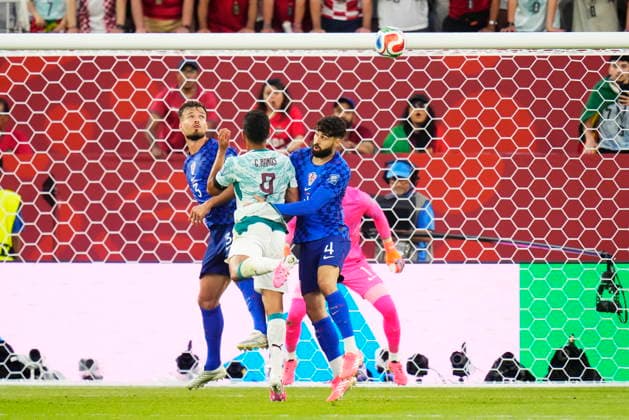 July 2, 2026, Toronto, On, CANADA: Portugal s Goncalo Ramos (9) scores as Croatia s Marin Pongracic (3) and Josko Gvardiol (4) defend during the second half of a World Cup round of 32 soccer match, in Toronto on Thursday, July 2, 2026. Canada News - July 2, 2026  - ZUMAc35_ 20260702_zaf_c35_238 Copyright: xChrisxYoungx