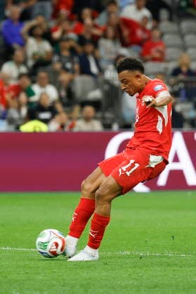FIFA World Cup, WM, Weltmeisterschaft, Fussball 2026 - Round of 32 - Switzerland vs Algeria Switzerland s Dan Ndoye shoots to score the second goal during the 2026 FIFA World Cup round of 32 soccer match between Switzerland and Algeria at BC Place stadium in Vancouver, Canada, 02 July 2026.. Vancouver Canada  Copyright: xPETERxKLAUNZERx