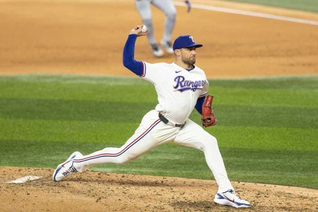 July 2, 2026, Arlington, Texas, USA: Texas Rangers pitcher NATHAN EOVALDI (17) during a MLB, Baseball Herren, USA game between the Detroit Tigers and Texas Rangers at Globe Life Field. Rangers win 10-4. Arlington USA - ZUMAf180 20260702_zsp_f180_004 Copyright: xMarkxFannx