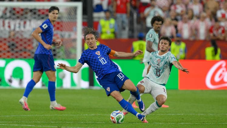 July 2, 2026, Toronto, Ontario, Canada: Luka ModriÄ‡ ( 10) of Croatia and Joao Neves ( 15) of Portugal battle for the ball during the 2026 FIFA World Cup, WM, Weltmeisterschaft, Fussball Round of 32 match between Portugal and Croatia at Toronto Stadium. Toronto Canada - ZUMAv136 20260702_zsp_v136_024 Copyright: xJeffxVoganx