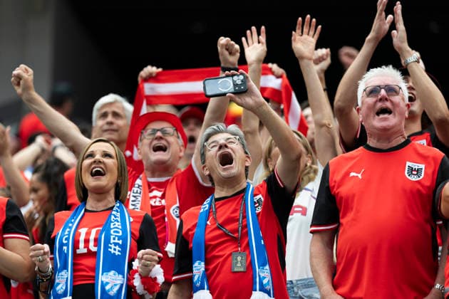 July 2, 2026, Los Angeles, California, USA: Soccer fans are seen during the FIFA World Cup, WM, Weltmeisterschaft, Fussball Round of 32 soccer match between Spain and Austria at SoFi Stadium in Inglewood, Calif., on Thursday, July 2, 2026. World Cup 2026: Spain 3:0 Austria  - ZUMAc68_ 20260702_zaf_c68_182 Copyright: xRingoxChiux