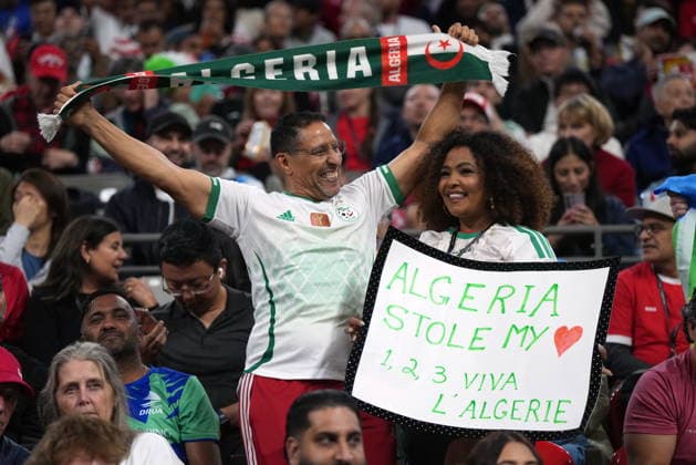 July 2, 2026, Vancouver, Bc, CANADA: Algeria fans cheer for their team as they are about to take on Switzerland during World Cup Round of 32 soccer match, in Vancouver, on Thursday, July 2, 2026. Canada News - July 2, 2026  - ZUMAc35_ 20260702_zaf_c35_260 Copyright: xDarrylxDyckx