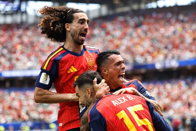 Spain team group, Mannschaftsbild, Totale (ESP), JULY 2, 2026 - Football Soccer : Spain team group celebrate after Porro s goal during FIFA World Cup, WM, Weltmeisterschaft, Fussball 2026 Round of 32 match between Spain - Austria at the Los Angeles Stadium in Inglewood, United States. Noxthirdxpartyxsales  aflo_336637722 MutsuxKawamorix