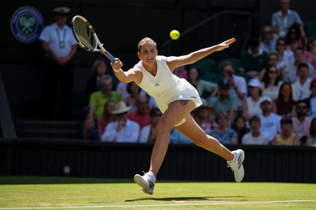 (260703) -- LONDON, July 3, 2026 -- Karolina Pliskova of the Czech Republic returns the ball during the women s singles second round match against Iga Swiatek of Poland at the Wimbledon Tennis Championships in London, Britain, on July 2, 2026. (Photo by Xinhua) (SP)BRITAIN-LONDON-TENNIS-WIMBLEDON-WOMEN S SINGLES StephenxChung 