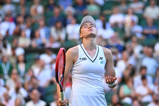 2026 Wimbledon - Elena Rybakina Elena Rybakina (RUS) during her second round match at the 2025 Wimbledon Tennis Championships at the AELTC in London, UK on July 2, 2026. Photo by Corinne Dubreuil ABACAPRESS.COM London  Copyright: xDubreuilxCorinne ABACAx