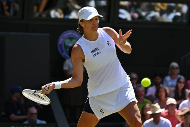 2026 Wimbledon - Iga Swiatek Iga Swiatek (POL) during her second round match at the 2025 Wimbledon Tennis Championships at the AELTC in London, UK on July 2, 2026. Photo by Corinne Dubreuil ABACAPRESS.COM London  Copyright: xDubreuilxCorinne ABACAx
