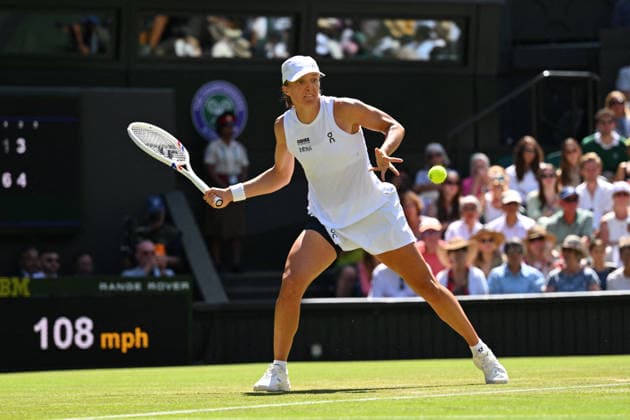 2026 Wimbledon - Iga Swiatek Iga Swiatek (POL) during her second round match at the 2025 Wimbledon Tennis Championships at the AELTC in London, UK on July 2, 2026. Photo by Corinne Dubreuil ABACAPRESS.COM London  Copyright: xDubreuilxCorinne ABACAx