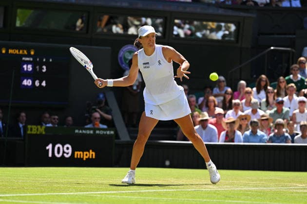 2026 Wimbledon - Iga Swiatek Iga Swiatek (POL) during her second round match at the 2025 Wimbledon Tennis Championships at the AELTC in London, UK on July 2, 2026. Photo by Corinne Dubreuil ABACAPRESS.COM London  Copyright: xDubreuilxCorinne ABACAx