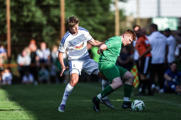 Fussball, 3.Liga Saison 2026 2027 Testspiel TuS Viktoria Buchholz - MSV Duisburg 02.07.2026, Karl-Dölzig Platz Frederik Christensen (MSV Duisburg, 3) Zweikampf Duisburg Karl-Dölzig Platz Nordrhein-Westfalen Deutschland *** Sports, Soccer, 3rd Division, 2026–2027 Season, Friendly Match: TuS Viktoria Buchholz vs. MSV Duisburg, July 2, 2026, Karl Dölzig Platz, Frederik Christensen, MSV Duisburg, 3, Tackle, Duisburg, Karl Dölzig Platz, North Rhine-Westphalia, Germany