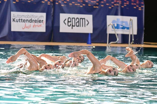 SYNCHRONSCHWIMMEN - Team Deutschland (GER) bei den Jugend-Europameisterschaften im Synchronschwimmen in der Disziplin Team Technische Kür Finale in München am 02.07.2026, Deutschland, Oberbayern München Olympia-Schwimhalle Bayern Deutschland *** SYNCHRONIZED SWIMMING Team Germany (GER) at the European Junior Synchronized Swimming Championships in the Team Technical Routine Final in Munich on July 2, 2026, Germany, Upper Bavaria, Munich Olympic Swimming Hall, Bavaria, Germany