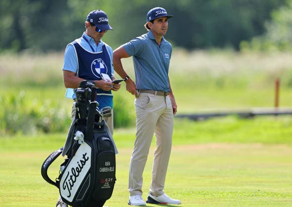 GOLF - BMW International Open 2026 MUNICH,GERMANY,03.JUL.26 - GOLF - DP World Tour, BMW International Open, GC Eichenried. Image shows Rafa Cabrera Bello (ESP) and his caddy.  GEPAxpictures xThomasxBachun