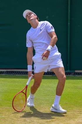 Day Five: The Championships - Wimbledon 2026 LONDON, ENGLAND JULY 03 - Joao Fonseca of Brazil looks dejected during Gentlemen s Single Third Round against Roman Safiullin of Russia at The Wimbledon Lawn Tennis Championship at Wimbledon on July 03, 2026 in London, England. (Photo by Keeran Marquis)  Copyright: xKeeranxMarquis Fotoarena SPPx Sportspressphoto_SPR183564