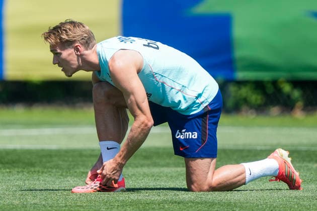 World Cup 2026: New Jersey, USA 20260703. Martin odegaard trains at Melanie Lane Training Ground before the 8th final of the World Cup against Brazil. Photo: Terje Pedersen NTB New Jersey United States EDITORIAL USE ONLY. RESTRICTED USE FOR BETTING COMPANIES Ref:_SPOL-ro7PaBwW0.jpg *** 2026 World Cup, New Jersey, USA, July 3, 2026: Martin Odegaard trains at Melanie Lane Training Ground before the World Cup quarterfinal against Brazil. Photo by Terje Pedersen, NTB, New Jersey, United States. EDITORIAL USE ONLY. RESTRICTED USE FOR BETTING COMPANIES.  Copyright: xTerjexPedersenx xNTBx