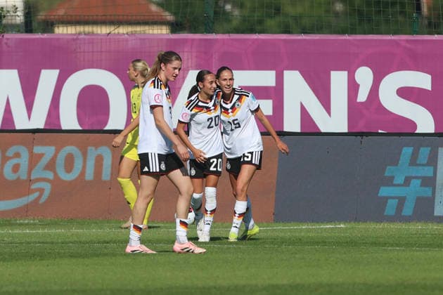 260703 Emma Memminger and Maj Schneider of Germany celebrate during the women s Euro Under-19 football match between Sweden and Germany on July 3, 2026 in Zenica. Photo: Aleksandar Djorovic BILDBYRAN COP 184 XX0042 fotboll football soccer fotball u19 em match 3 sverige germany womens euro under-19 sweden dam bbeng u19 f19 euros jubel *** July 3, 2026: Emma Memminger and Maj Schneider of Germany celebrate during the Women’s Under-19 European Championship soccer match between Sweden and Germany on July 3, 2026 in Zenica. Photo by Aleksandar Djorovic. BILDBYRAN COP 184 XX0042 soccer U19 women s Euro match 3 Sweden Germany women s U19 soccer celebration  Copyright: ALEKSANDARxDJOROVIC BB260703ZZ008