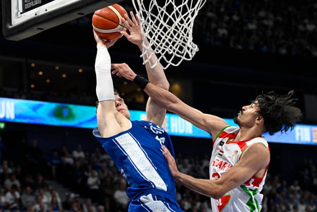 LKS 20260703 Finland s Lauri Markkanen and Hungary s Boris Krnjajski during the men s FIBA World Cup basketball qualifying match between Finland and Hungary in Helsinki, Finland, on July 3, 2026. - EMMI KORHONEN Helsinki Finland 6C4tibMq_U8  Copyright: xEmmixKorhonenx 6C4tibMq_U8