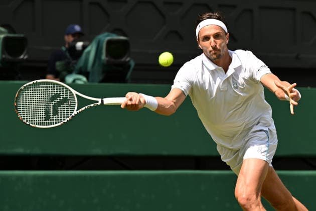 Wimbledon Tennis Championships 2026 - Day 5 LONDON, UNITED KINGDOM - JULY 03: Arthur Rinderknech of France in action during the men s singles third round match against Novak Djokovic of Serbia on day five of The Wimbledon Tennis Championships at All England Lawn Tennis and Croquet Club on July 03, 2026 in London, United Kingdom. Ray Tang Anadolu London United Kingdom. Editorial use only. Please get in touch for any other usage.  Copyright: x2026xAnadoluxRayxTangx