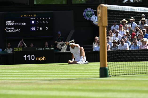 Tennis - Wimbledon 2026 - ITF - The Championships - 03 06 2026 - Tennis - Wimbledon 2026 - ITF - The Championships - 03 06 2026 - Novak Djokovic - Serbie - bat Arthur Rinderknech - France London  Copyright: xChryslenexCaillaud Psnewzx