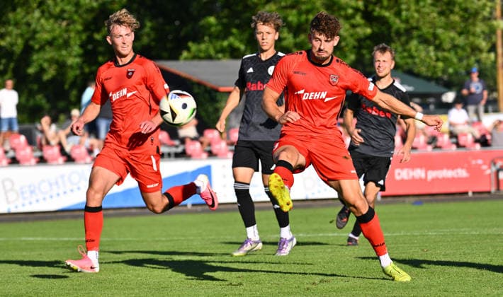 03.07.2026 - Fussball - Saison 2026 2027 - BFV - Toto-Pokal : ASV Neumarkt - SV Fortuna Regensburg - - xwoxzix - Maximilian Bergler (9, ASV Neumarkt ) erzielt Treffer Tor Torschuß zum 1:1 *** July 3, 2026 Soccer Season 2026–2027 BFV Toto Cup ASV Neumarkt vs. SV Fortuna Regensburg xwoxzix Maximilian Bergler 9, ASV Neumarkt scores a goal on a shot to tie the game at 1–1