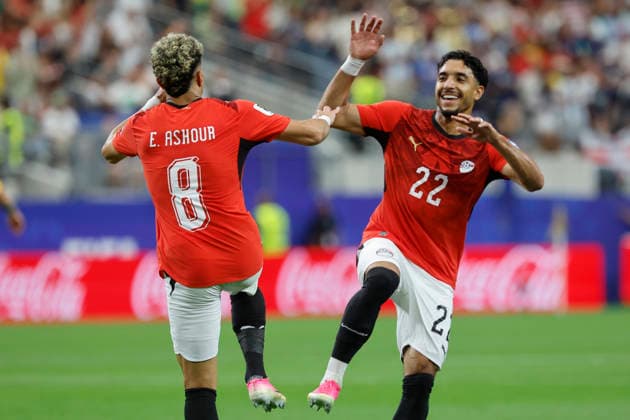 Egypt s Emam Ashour (L) celebrates with Omar Marmoush after scoring the 0-1 during a Round 32 2026 FIFA World Cup, WM, Weltmeisterschaft, Fussball match between Egypt and Australia, at the Dallas Stadium, in Dallas, United States, 03 July 2026. Australia vs Egypt !ACHTUNG: NUR REDAKTIONELLE NUTZUNG!  Copyright: xMariscalx GRAF671 20260703-55020791860_1