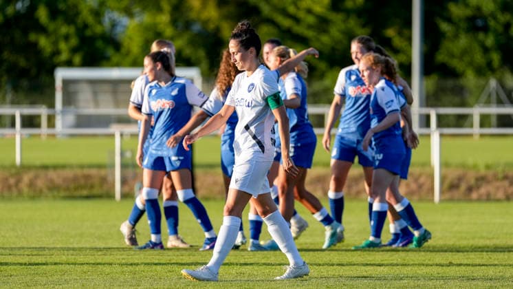 Selina Häfele (KSC, 19), Spielerin, Spielerinnen vom Karlsruher SC (KSC), enttäuscht schauend, Enttäuschung, Frustration, disappointed, pessimistisch, nach dem Gegentor zum 5:1, Action, Aktion, Spielszene, 03.07.2026, Sankt Leon-Rot (Deutschland), Fussball, Frauen, Testspiel, TSG 1899 Hoffenheim - Karlsruher SC, 03.07.2026, Sankt Leon-Rot (Deutschland), Fussball, Frauen, Testspiel, TSG 1899 Hoffenheim - Karlsruher SC, DFB DFL REGULATIONS PROHIBIT ANY USE OF PHOTOGRAPHS AS IMAGE SEQUENCES AND OR QUASI-VIDEO. *** Selina Häfele (KSC), 19, player, players from Karlsruher SC (KSC), looking disappointed, disappointment, frustration, pessimistic, after conceding the goal that made the score 5–1, action, play, game scene, July 3, 2026, Sankt Leon Rot, Germany, soccer, women’s, friendly match, TSG 1899 Hoffenheim vs. Karlsruher SC, July 3, 2026, Sankt Leon Rot, Germany, soccer, women, friendly match, TSG 1899 Hoffenheim vs. Karlsruher SC, DFB and DFL regulations prohibit any use of photographs as image sequences and or quasi-video xozx
